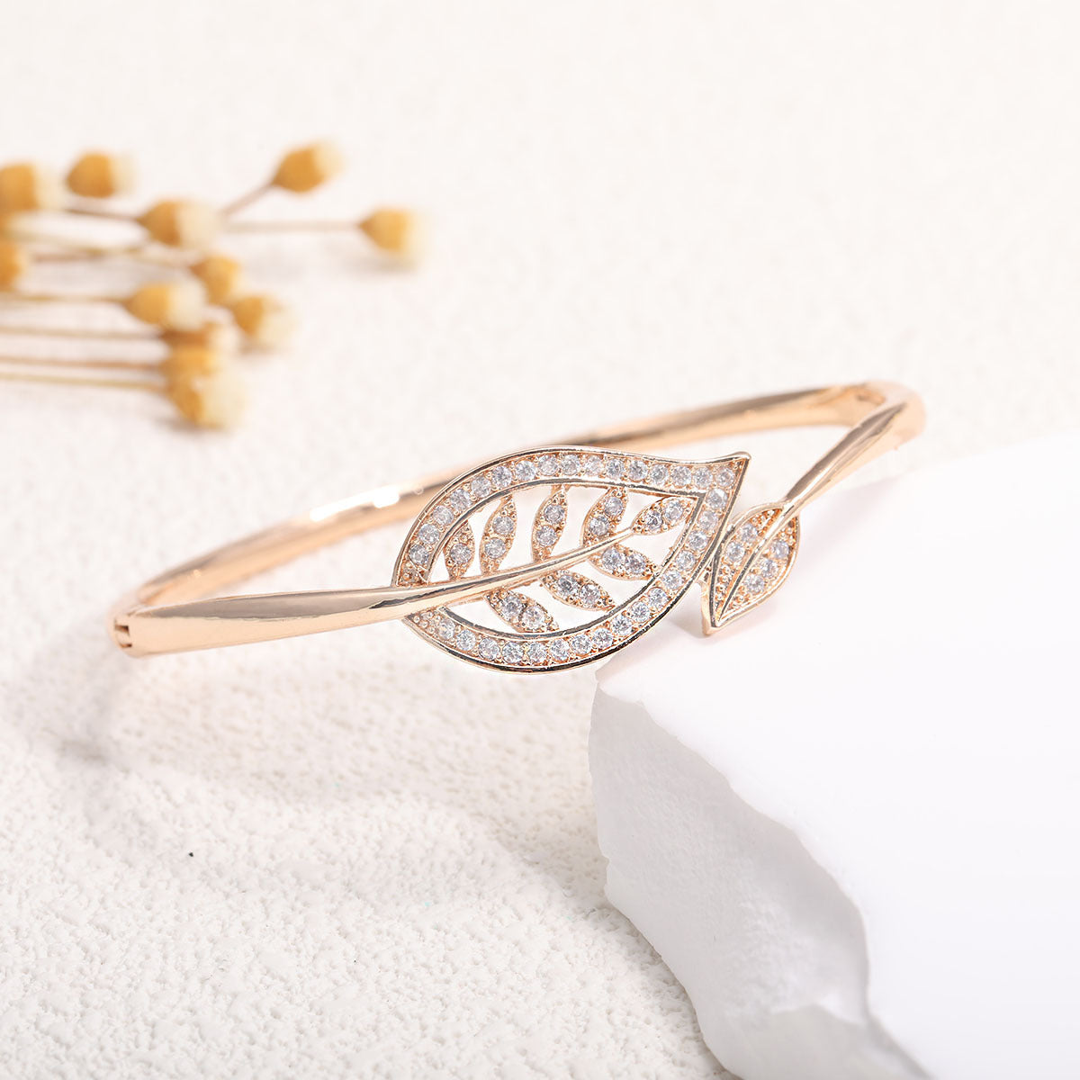 Women's Bracelet with Elaborate Infinity Symbol and Sparkling Zirconia