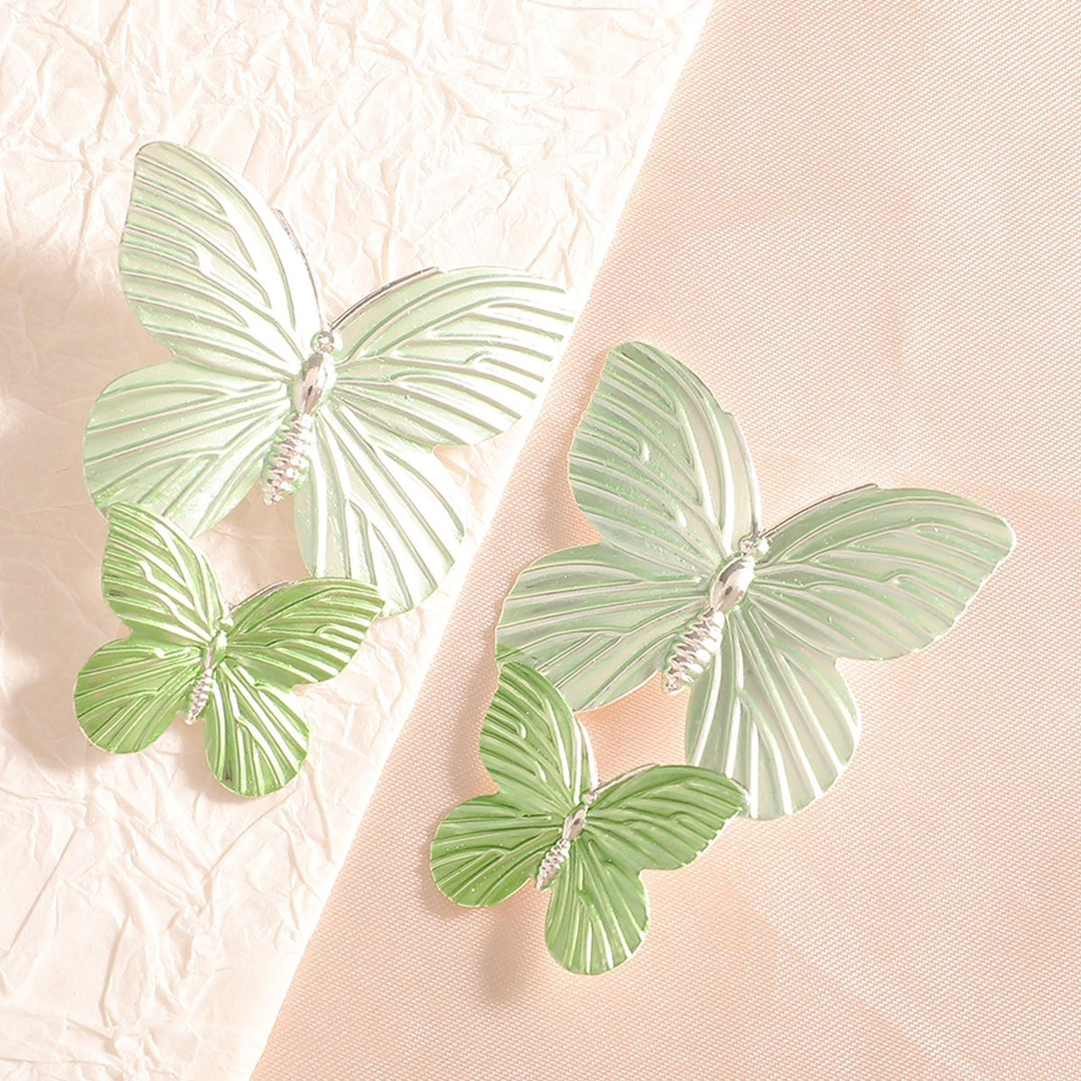 Women's Brooches in Elegant Butterfly Design