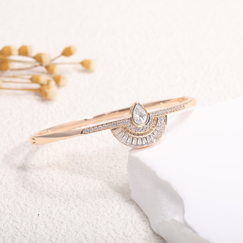 Women's Bracelet with Elaborate Infinity Symbol and Sparkling Zirconia