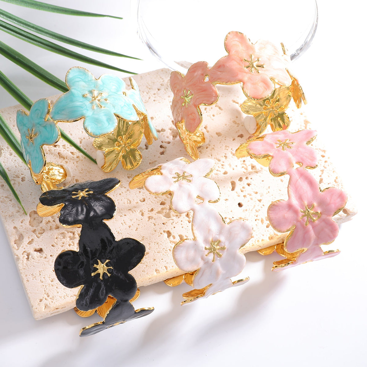 Women's Bangle with Floral Motifs