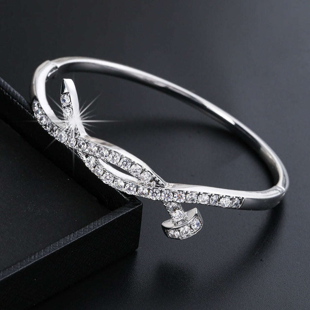 Women's Bracelet with Elaborate Infinity Symbol and Sparkling Zirconia