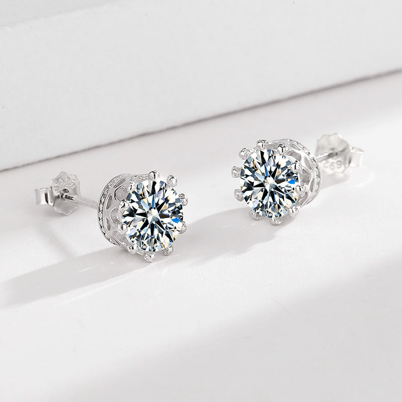 Women's Earrings with Sparkling Zirconia in Elegant Wreath Design