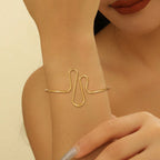 Women's Cuff in Modern Wave Pattern