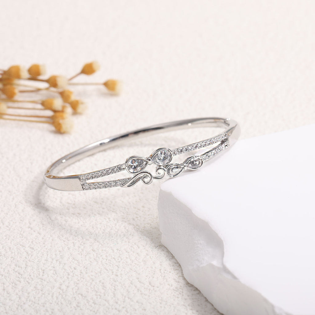 Women's Bracelet with Elaborate Infinity Symbol and Sparkling Zirconia