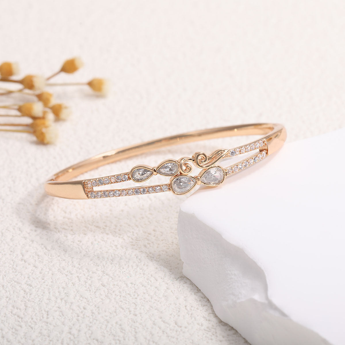 Women's Bracelet with Elaborate Infinity Symbol and Sparkling Zirconia