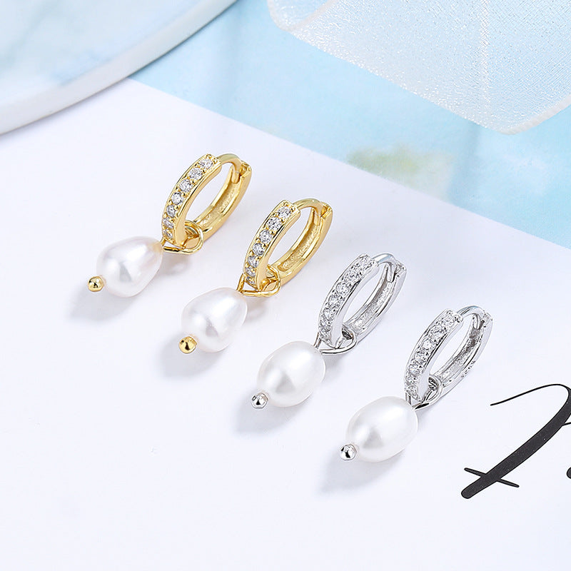 Women's Earrings with Elegant Zirconia Decorations and Pearl Pendants