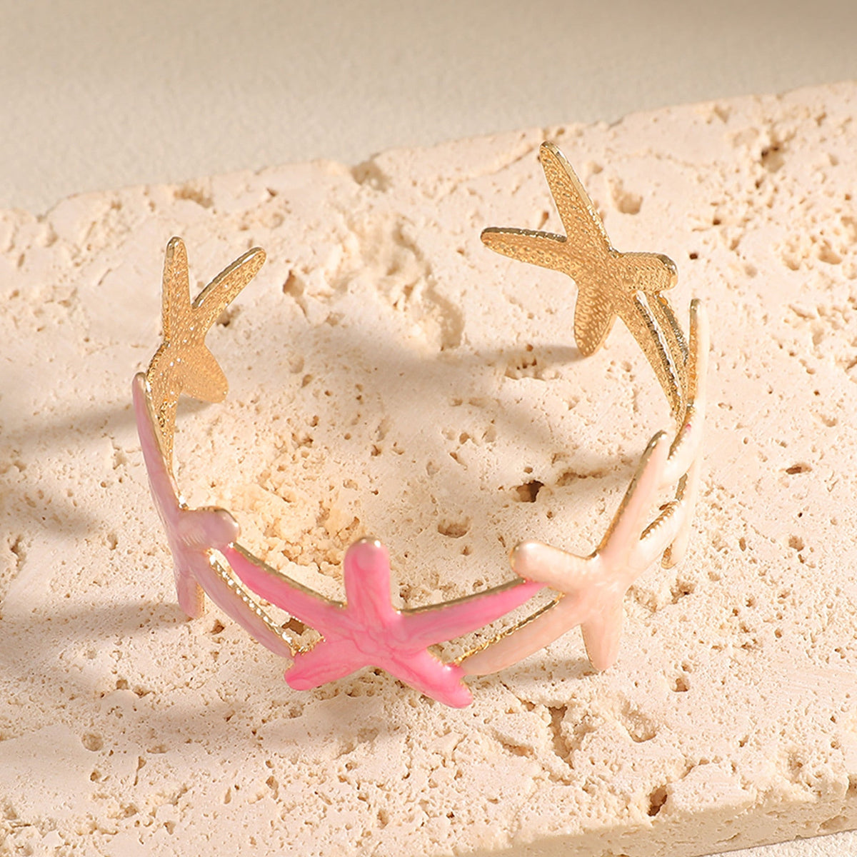 Women's Bracelet with Intricate Starfish Design