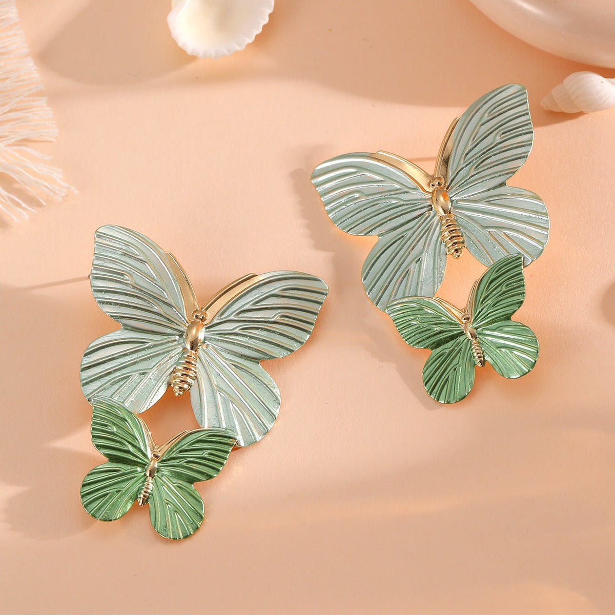 Women's Brooches in Elegant Butterfly Design