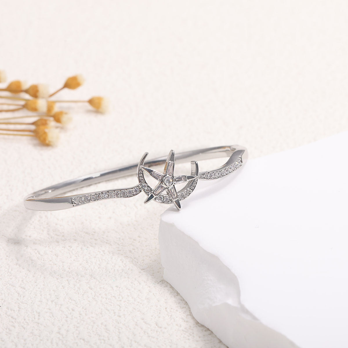 Women's Bracelet with Elaborate Infinity Symbol and Sparkling Zirconia