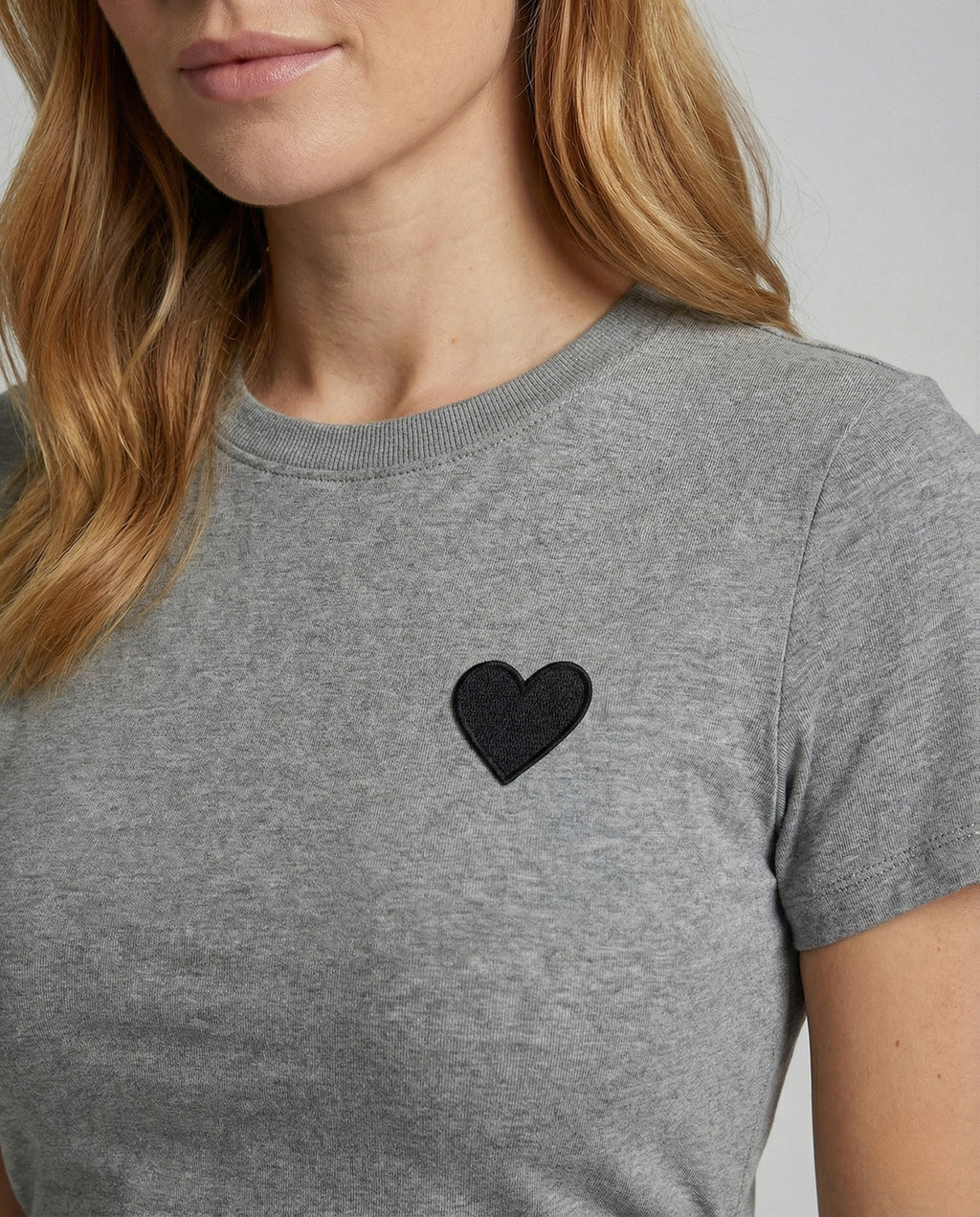 Women's Ribbed Midi Dress with Heart Appliqué - Close-Up Detail