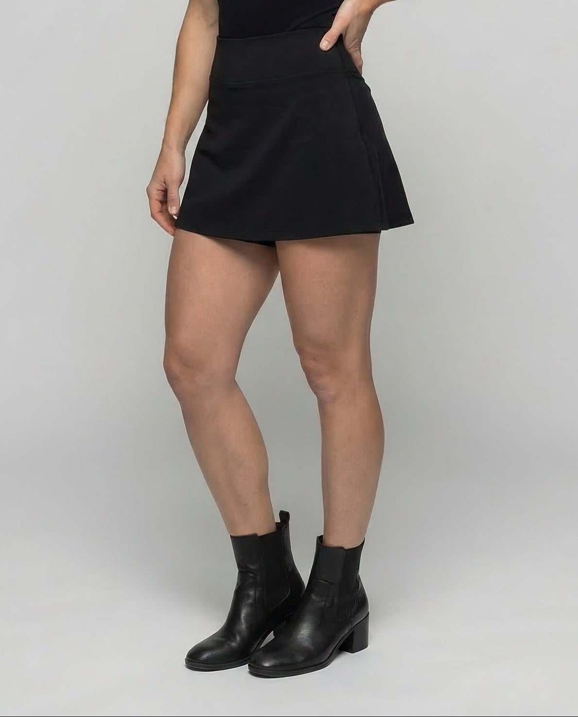 Women's Skort High Waist - Lower Body View