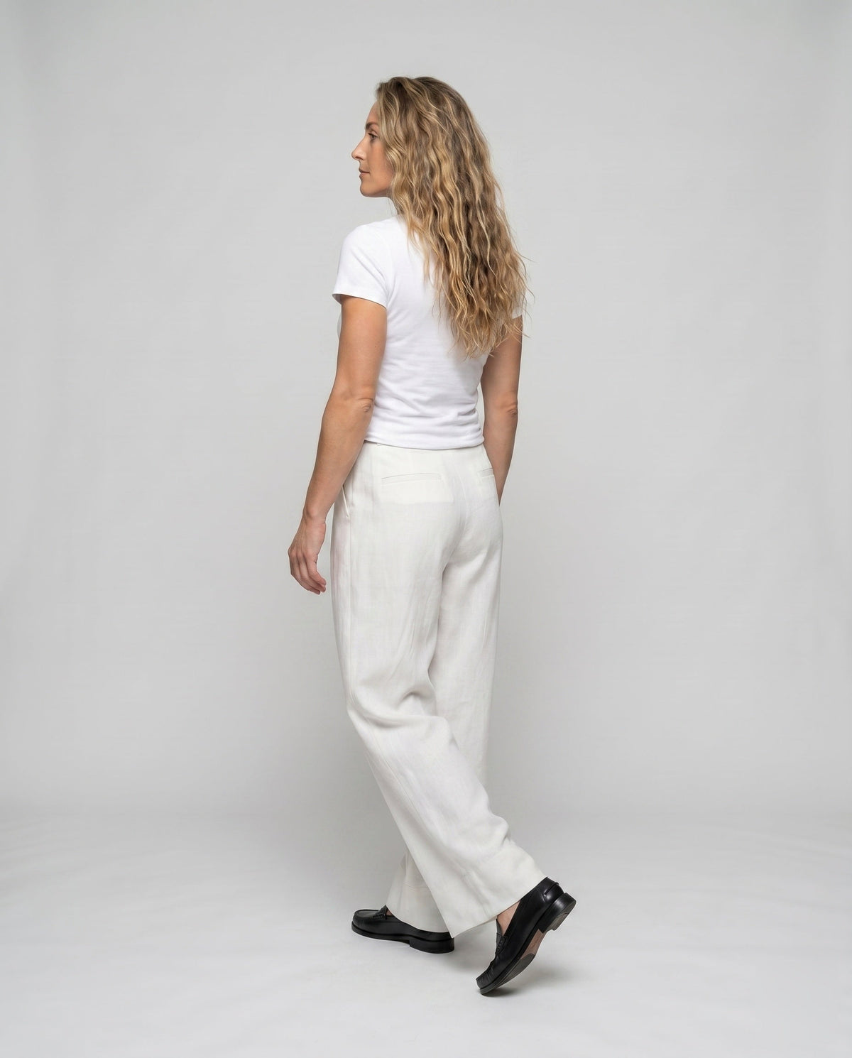 Women's Elegant Wide Linen Pants with High-Waisted Cut - Back View
