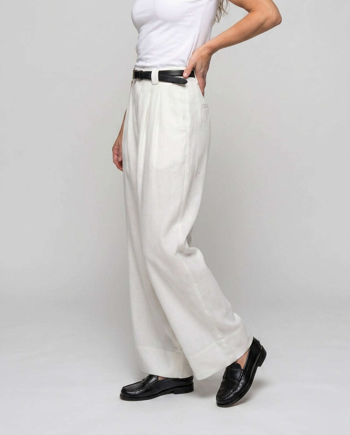 Women's Elegant Wide Linen Pants with High-Waisted Cut - Lower Body View