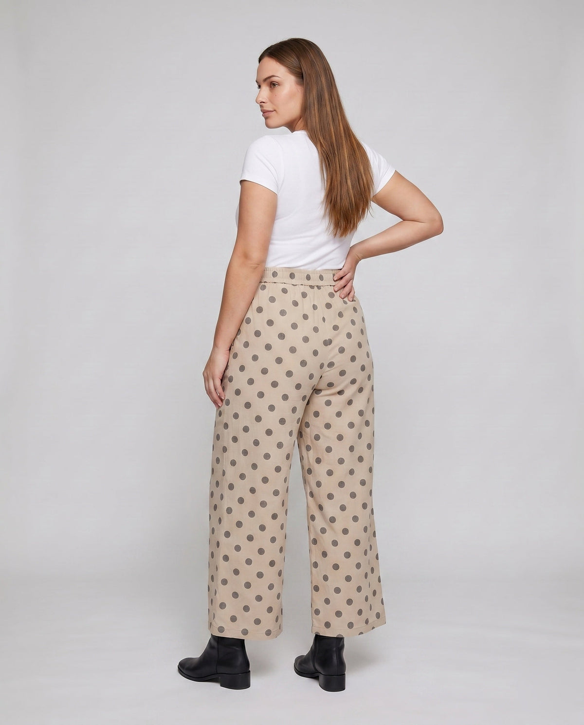 Women's Elastic Cropped Pants with Polka Dot Pattern - Back View