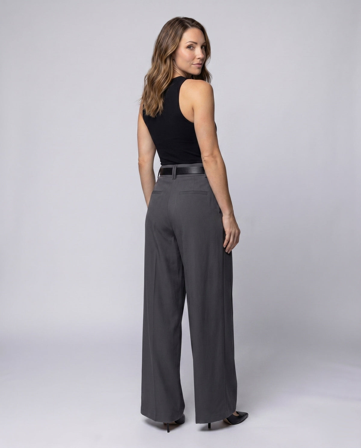 Women's Elegant High-Waist Release Pants with Belt and Wide Leg - Back View