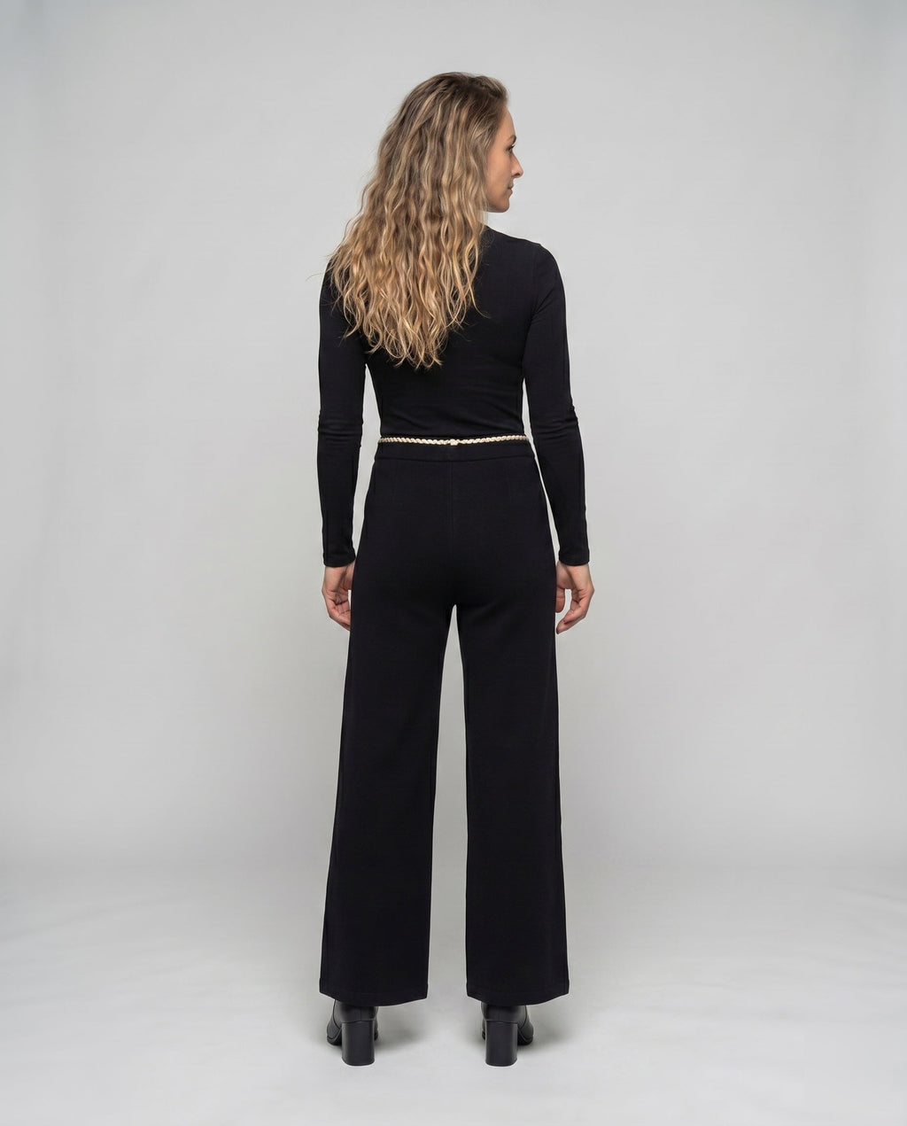 Women's Elegant and Comfortable Cropped Pants with Decorative Seams - Back View