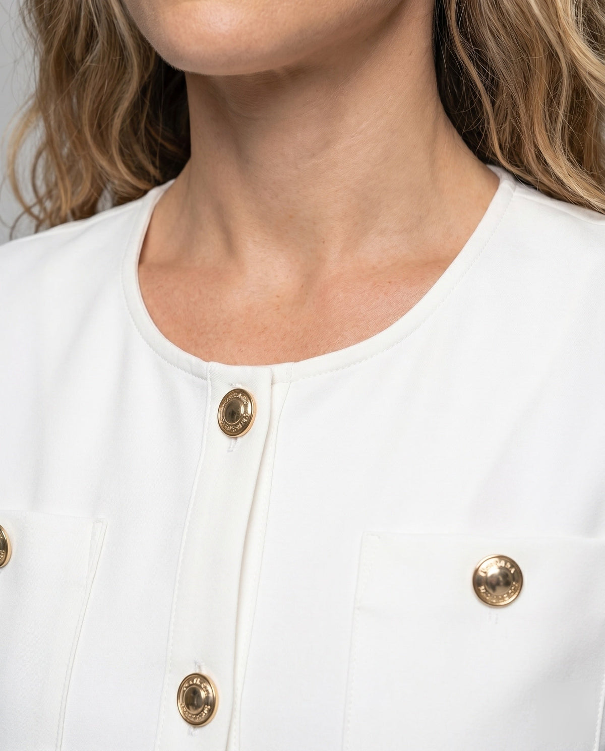 Women's Elegant and Airy Blouse Set - Close-Up Detail