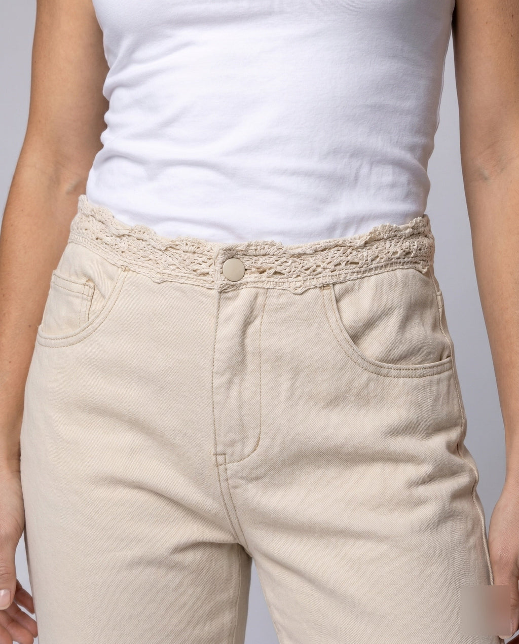 Women's High-Waisted Wide Cotton Pants with Elastic Lace Waistband - Close-Up Detail