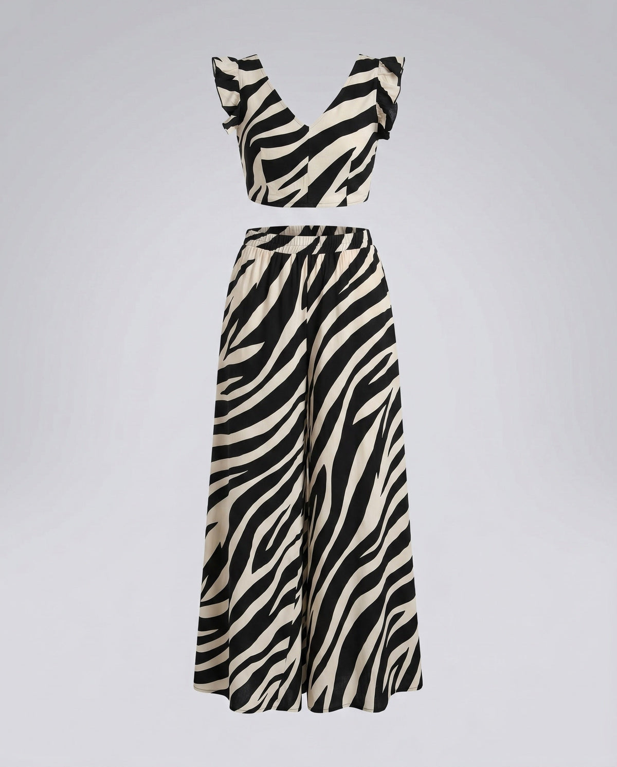 Women's Two-Piece Set with Voluminous Skirt and Ruffle Details