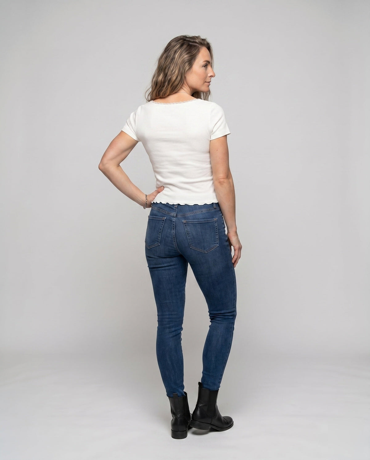 Women's Fitted T-Shirt with Decorative Lace Trim and Charming Bow - Back View