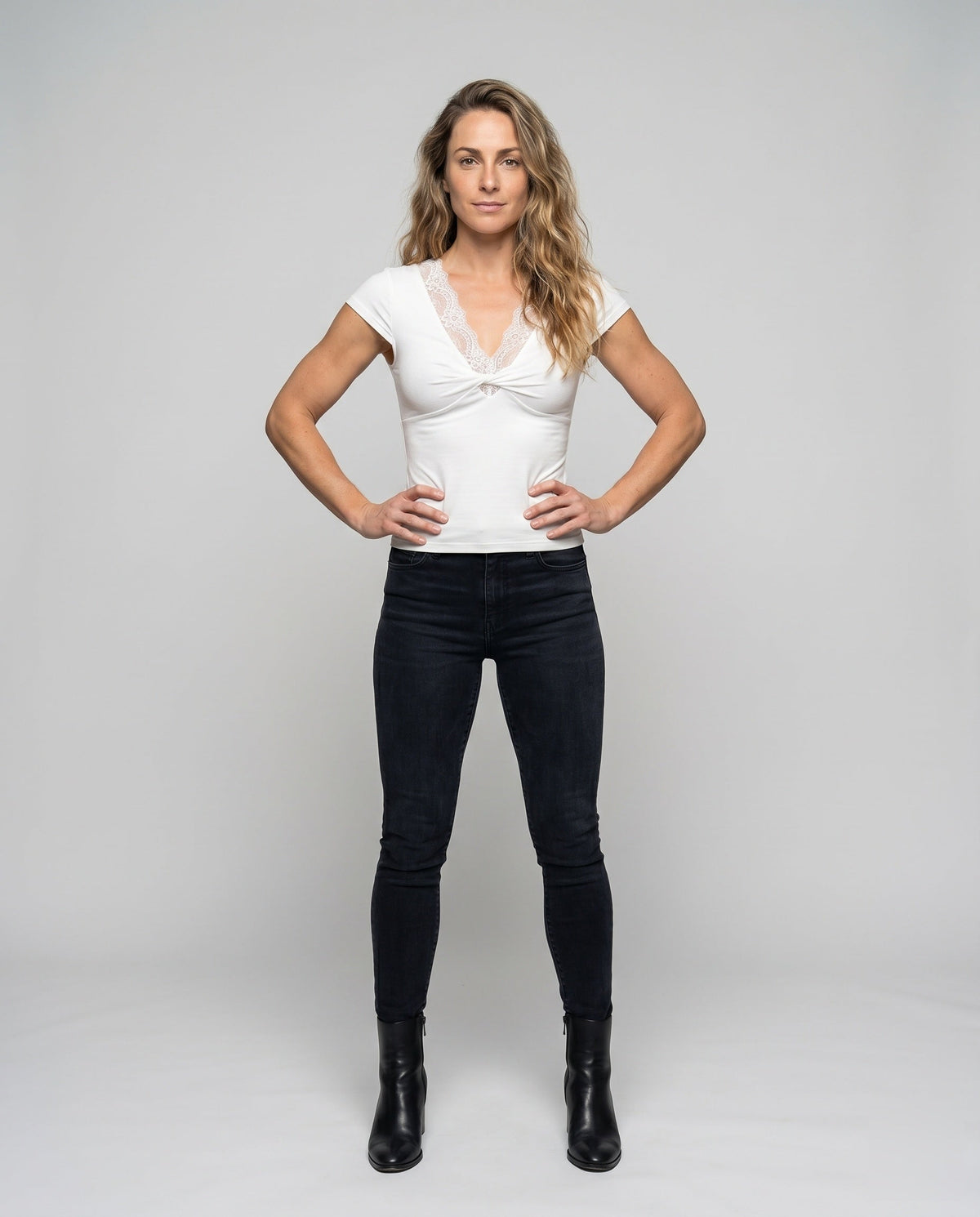 Women's Form-Fitting T-Shirt with Elegant Lace Collar and Gathering - Front View