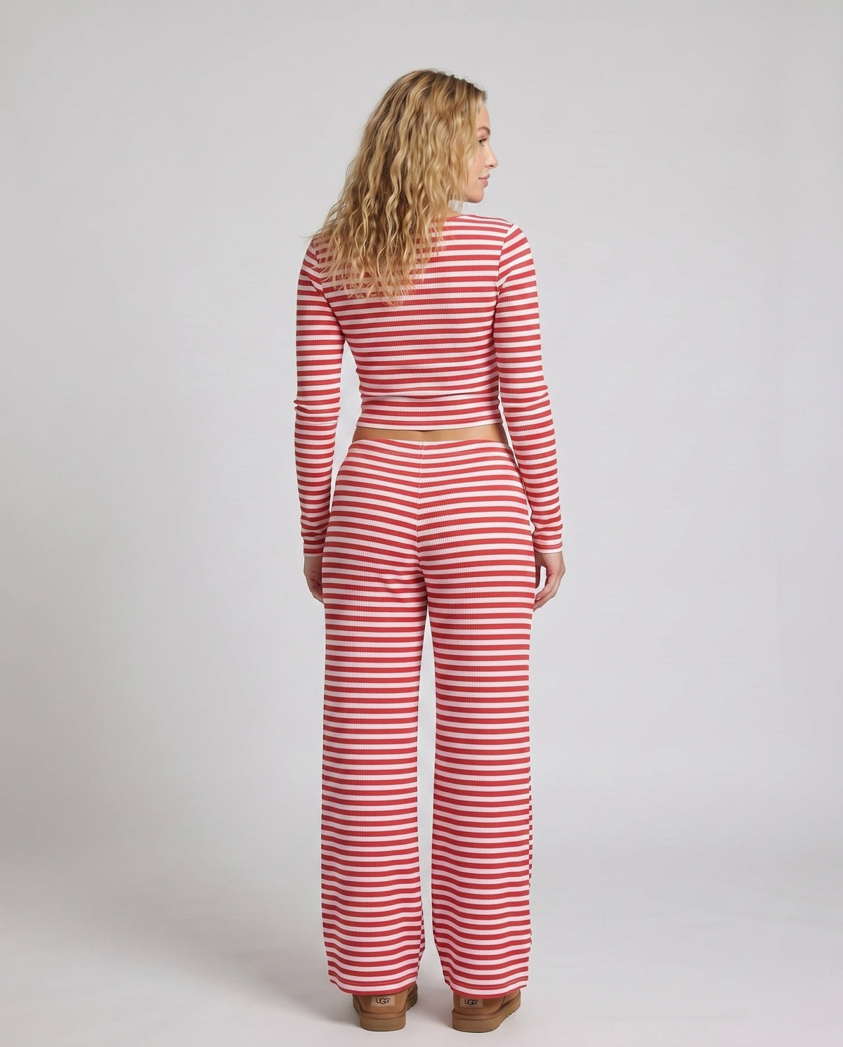 Women's Casual and Comfortable Knitted Suit with a Loose Fit - Back View