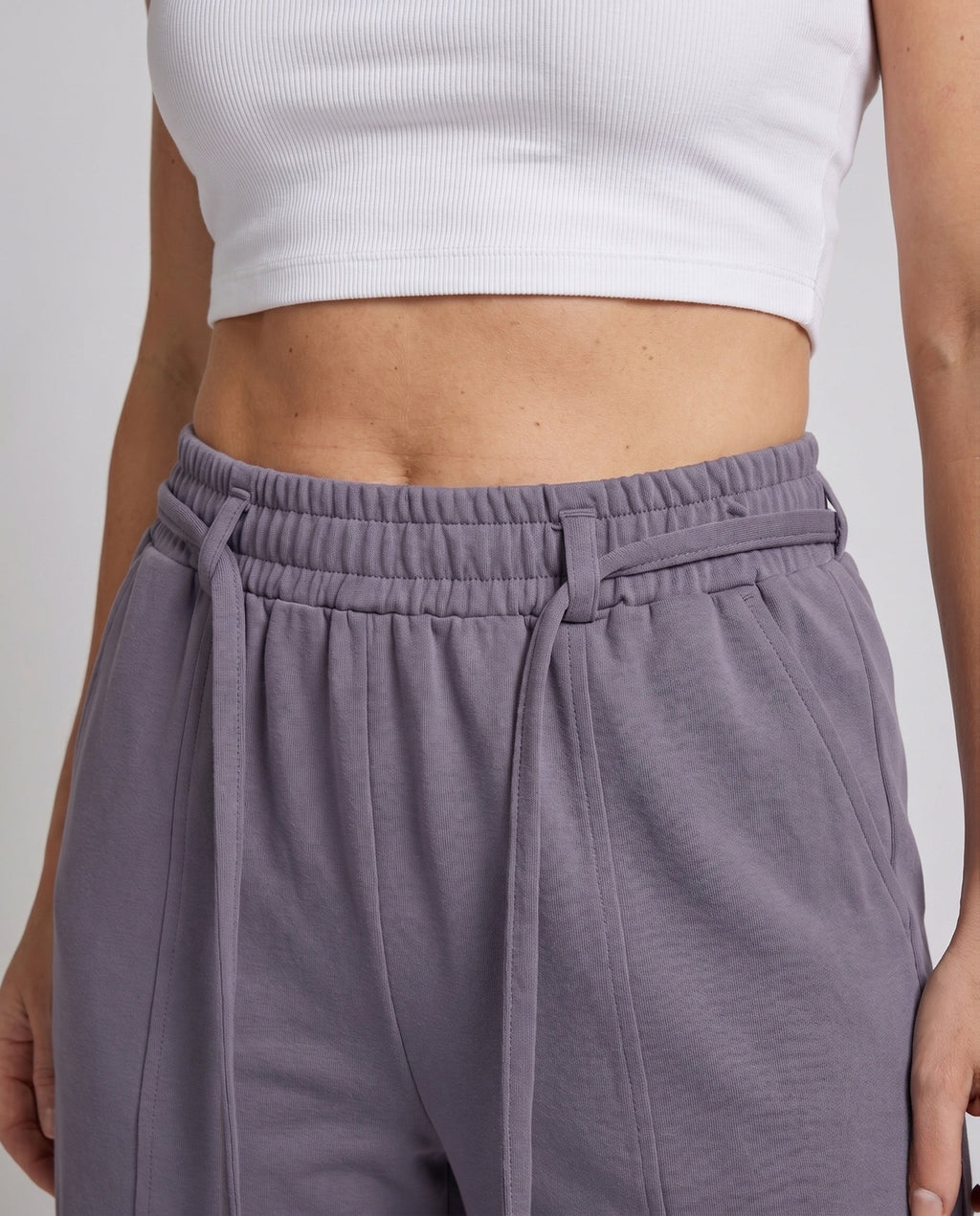 Women's High-Waisted Lounge Pants in Balloon Cut with Drawstring - Close-Up Detail