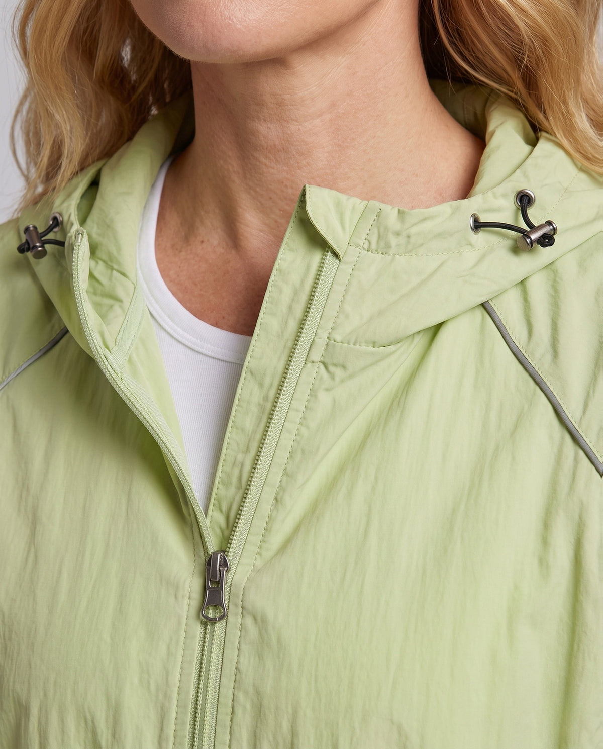 Women's Ultralight Breathable Jacket with Hood - Close-Up Detail