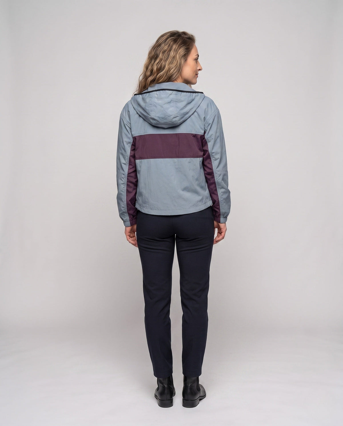 Women's Windproof Leisure Jacket with Reflectors - Back View