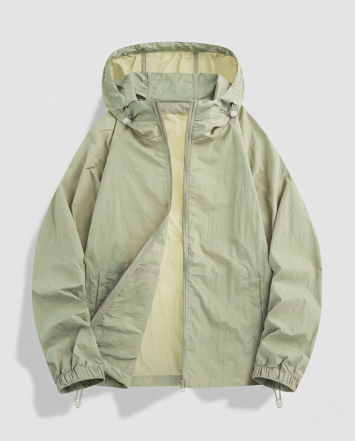 Women's Lightweight Outdoor Jacket with Practical Side Pockets