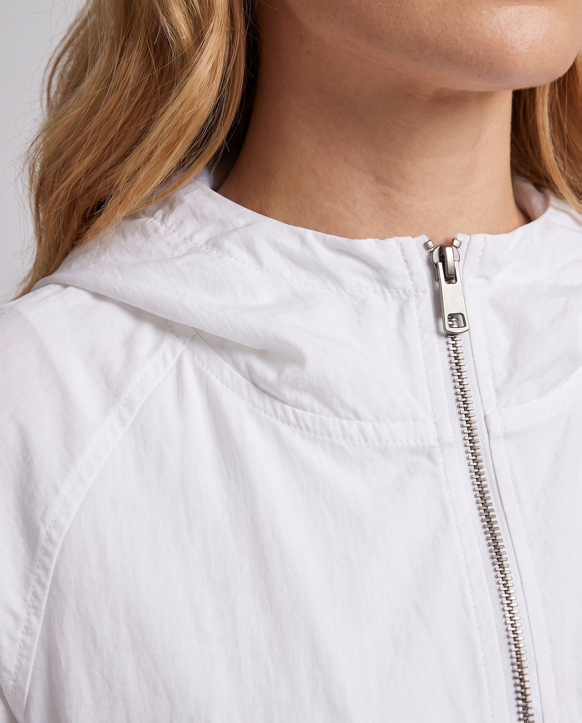 Women's Casual Summer Overlay Jacket with Hood, Balloon Sleeves - Close-Up Detail