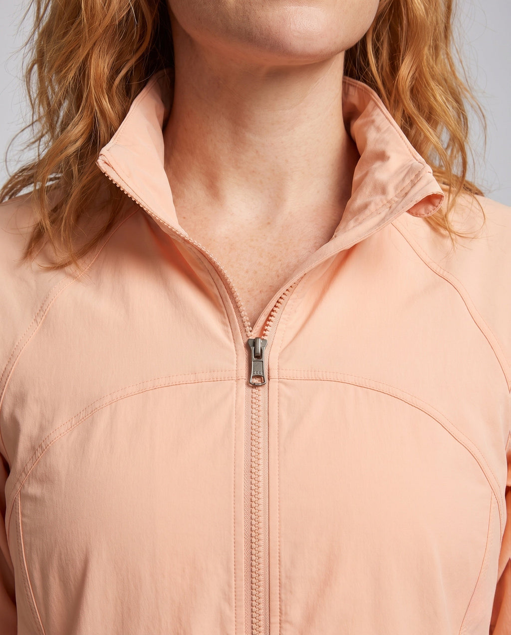 Women's Nano Lightweight Breathable Running Jacket - Close-Up Detail