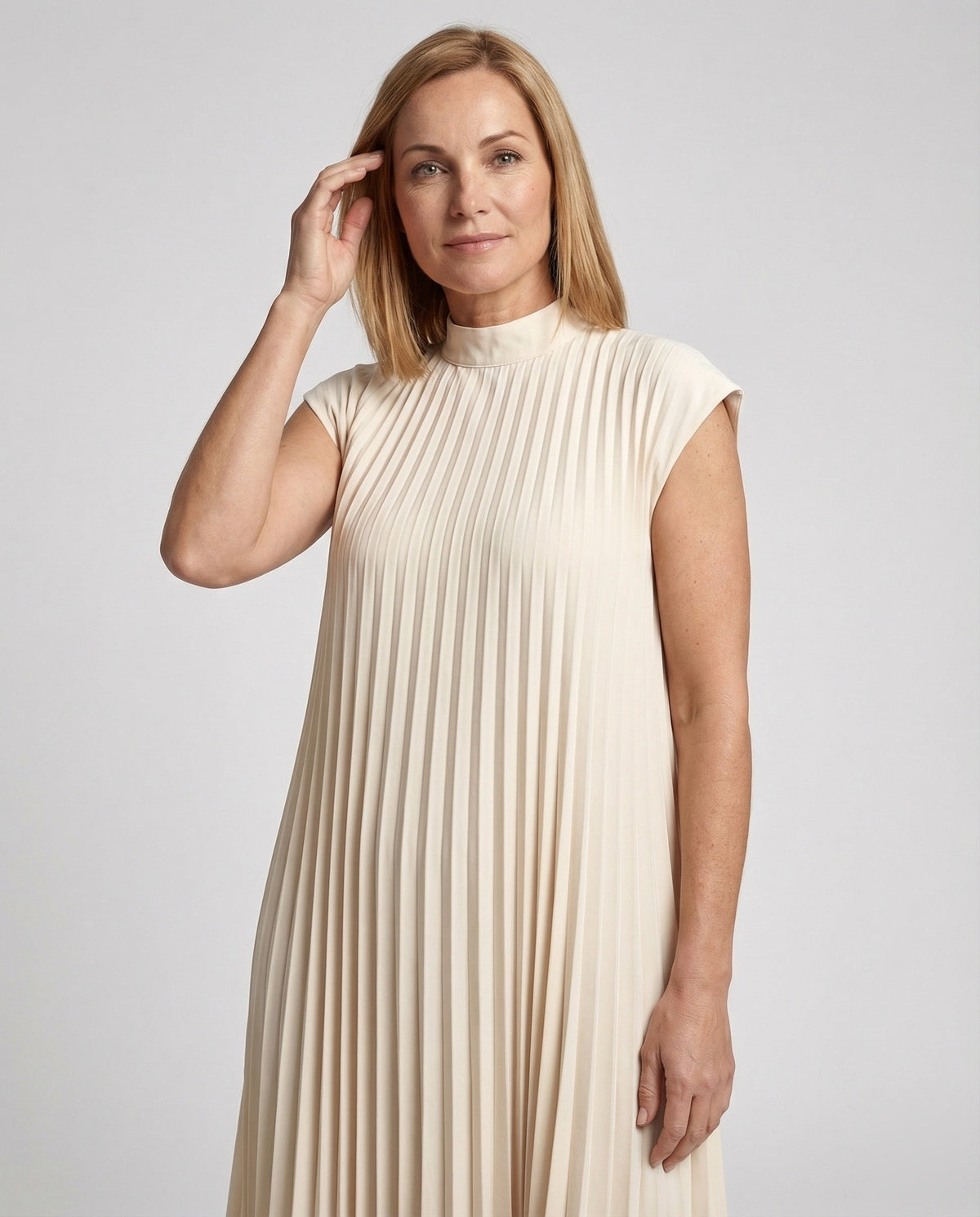 Women's Pleated A-Line Maxi Dress with Pockets - Upper Body View