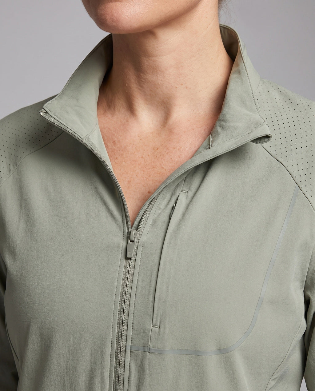 Women's Sporty Training Jacket with Reflective Details - Close-Up Detail