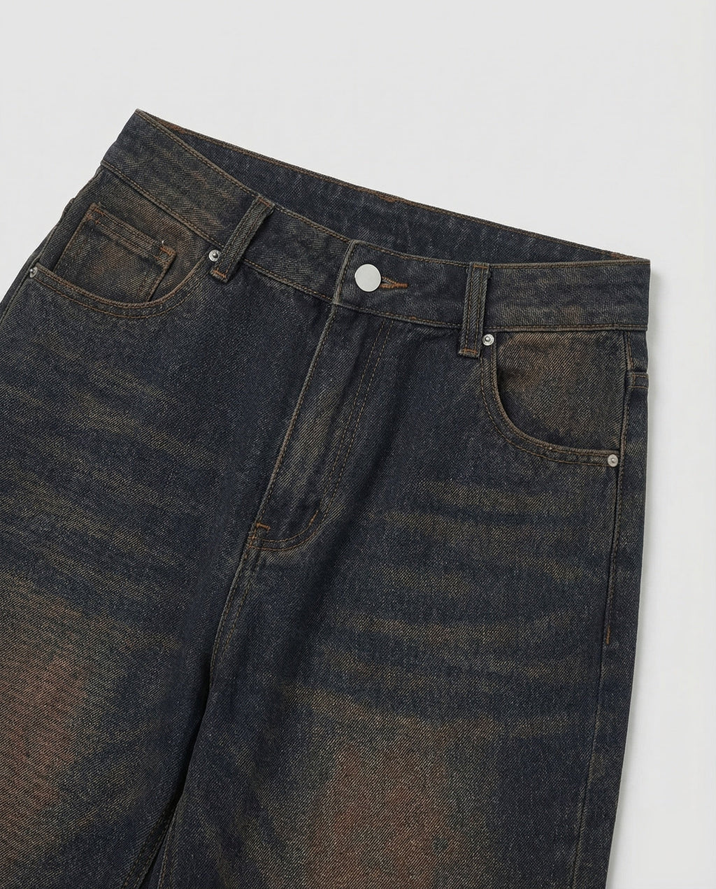 Women's Loose Fit Jeans Vintage Wash - Close-Up Detail
